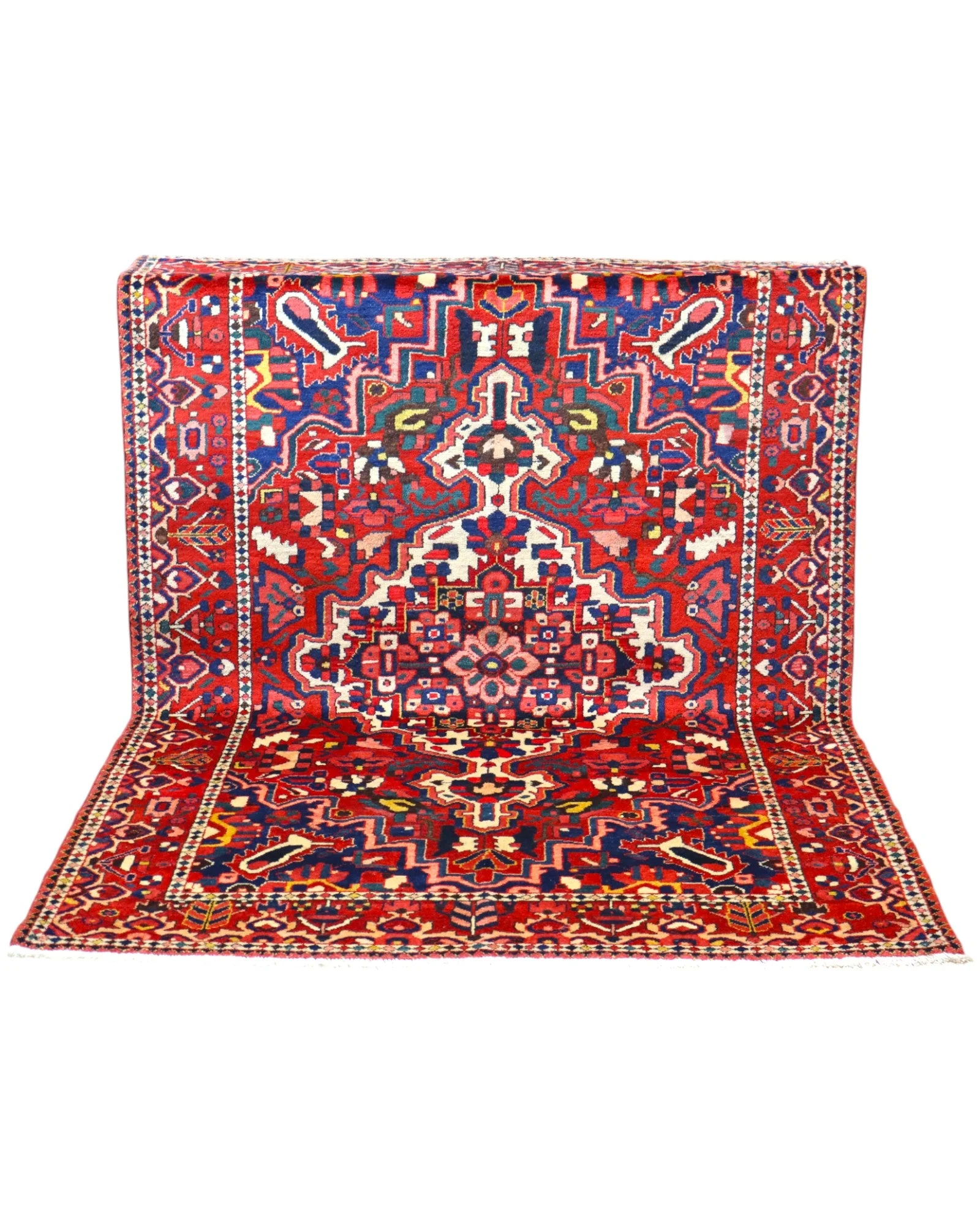 Bakhtiari Persian Rug 217 × 155 cm, Wool, hand-knotted