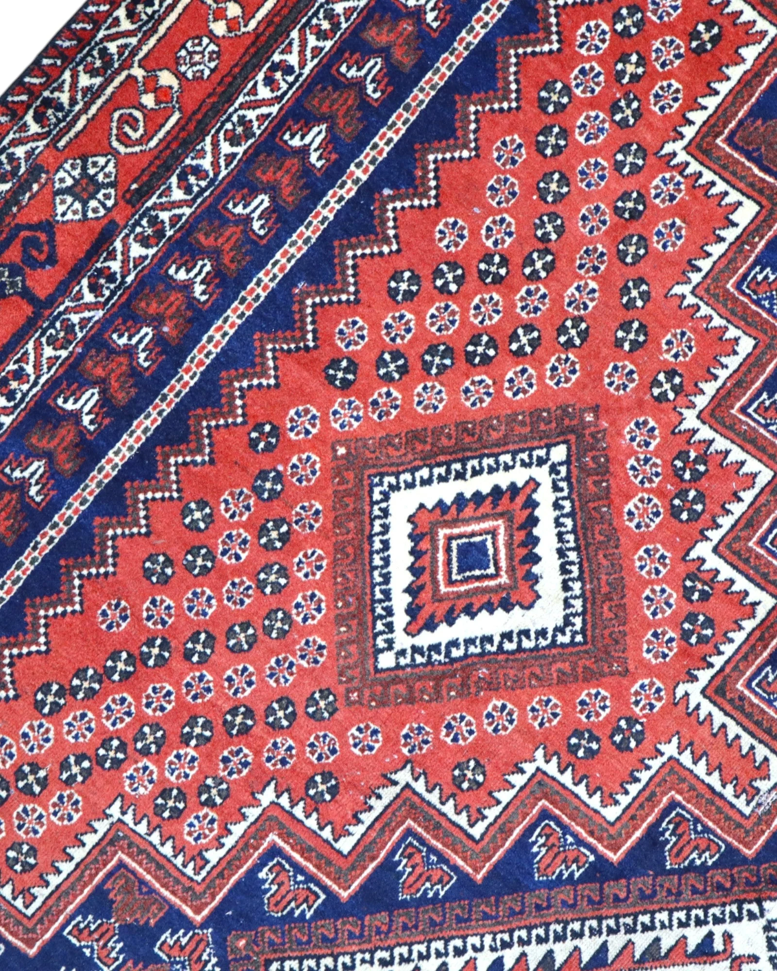 perserteppich-afshar-214-x-157-cm-schurwolle-handgeknupft-rot-52 Afshar Persian Rug 214 × 157 cm, Wool, hand-knotted