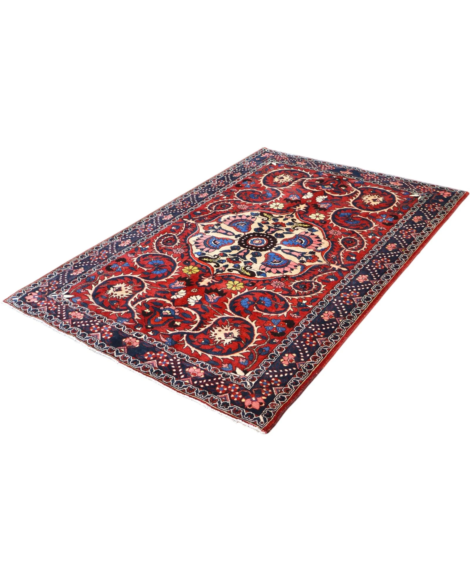 Bakhtiari Persian Rug — hand-knotted, 204 × 136 cm, Wool