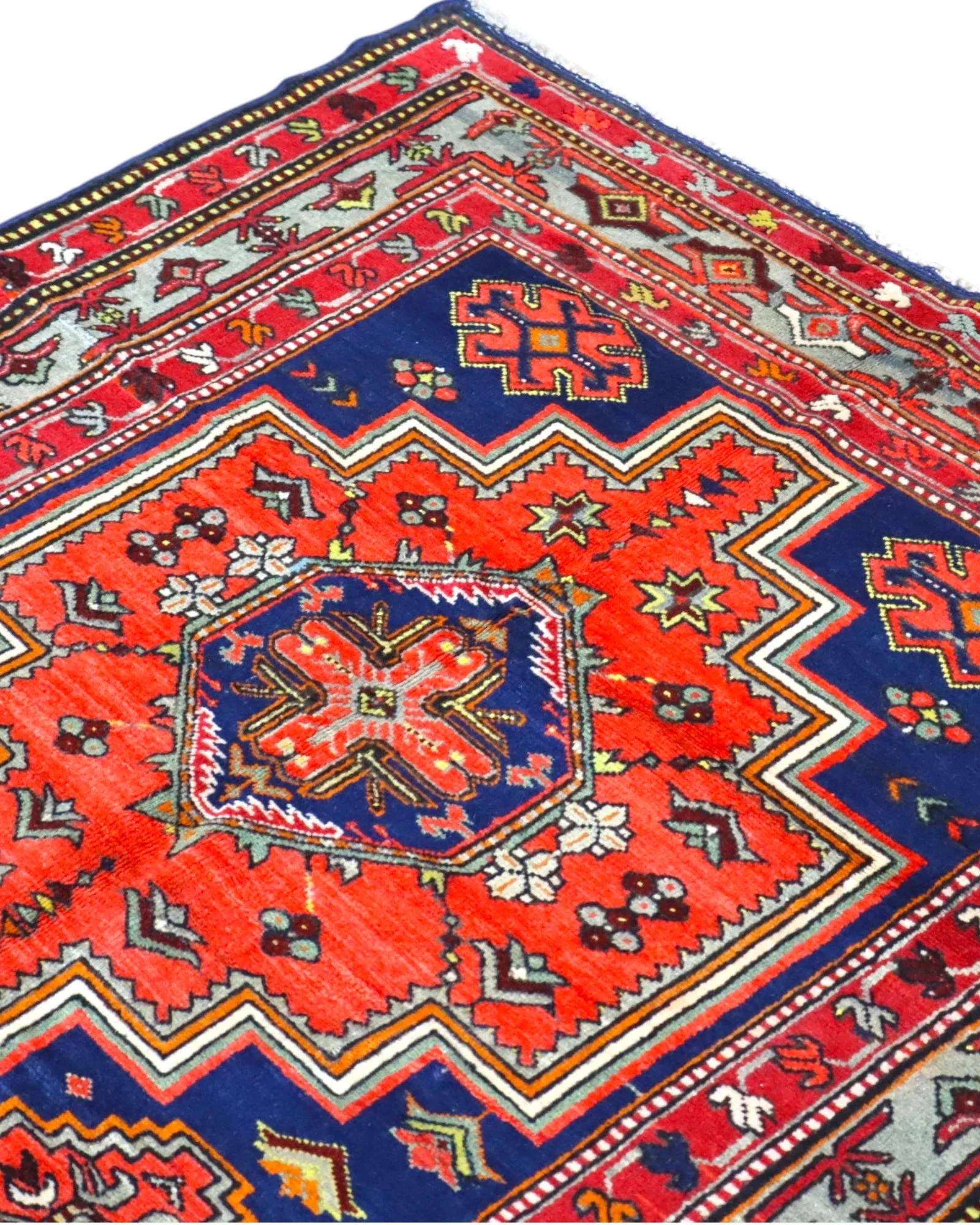 perserteppich-shirvan-197-x-122-cm-schurwolle-handgeknupft-17 Hand-Knotted Wool Oriental Rug, 197 × 122 cm