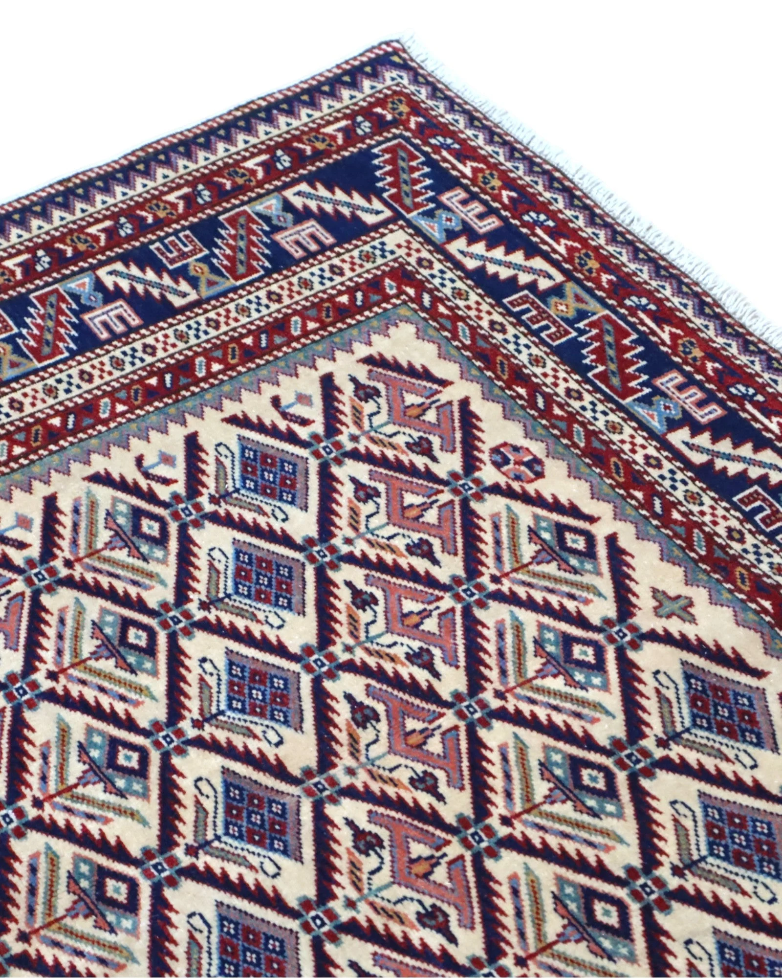Hand-Knotted Wool Oriental Rug, 167 × 122 cm