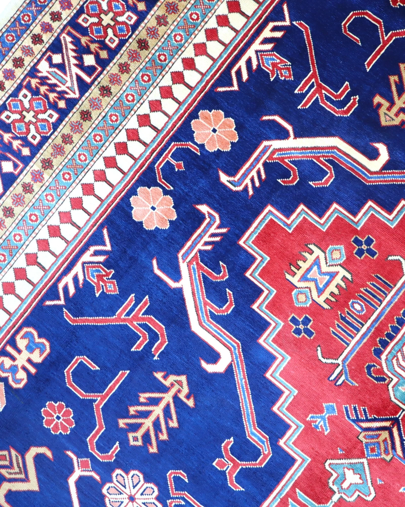 Oriental Rug — hand-knotted, 317 × 224 cm, Wool