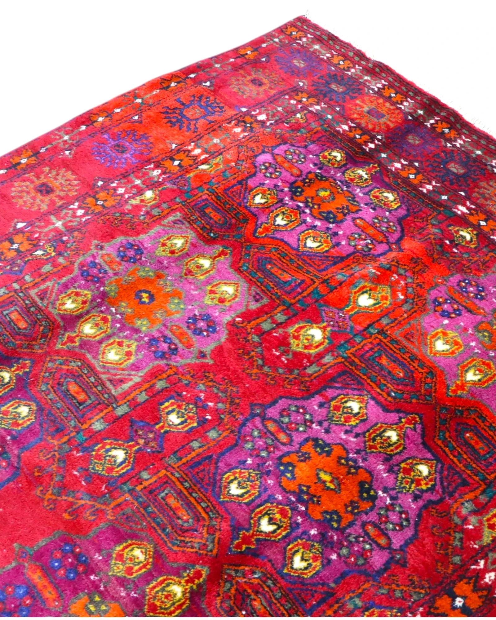 Hand-Knotted Wool Turkmen Oriental Rug, 227 × 161 cm