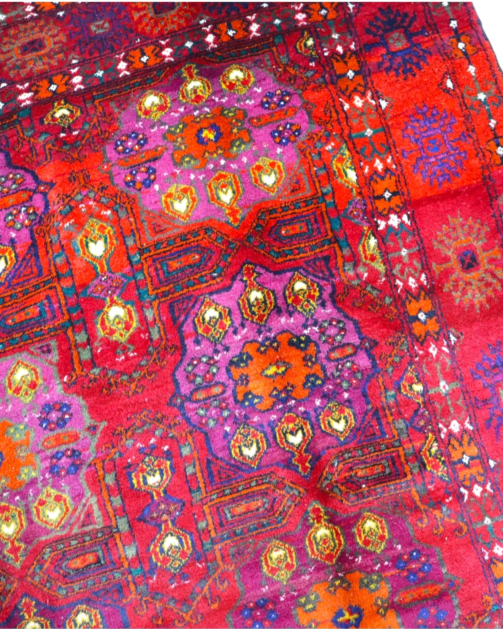Hand-Knotted Wool Turkmen Oriental Rug, 227 × 161 cm
