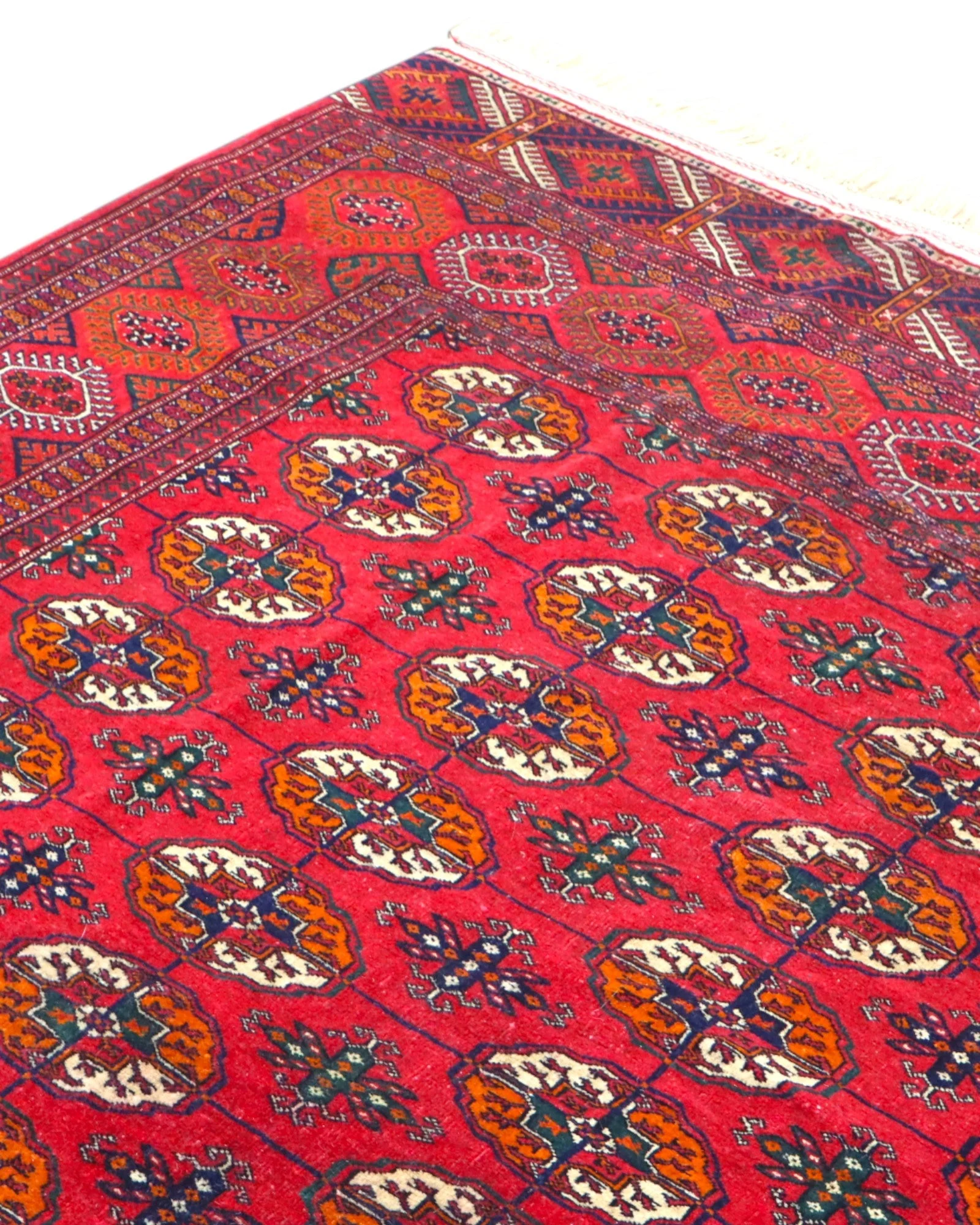 Hand-Knotted Wool Oriental Rug, 275 × 185 cm