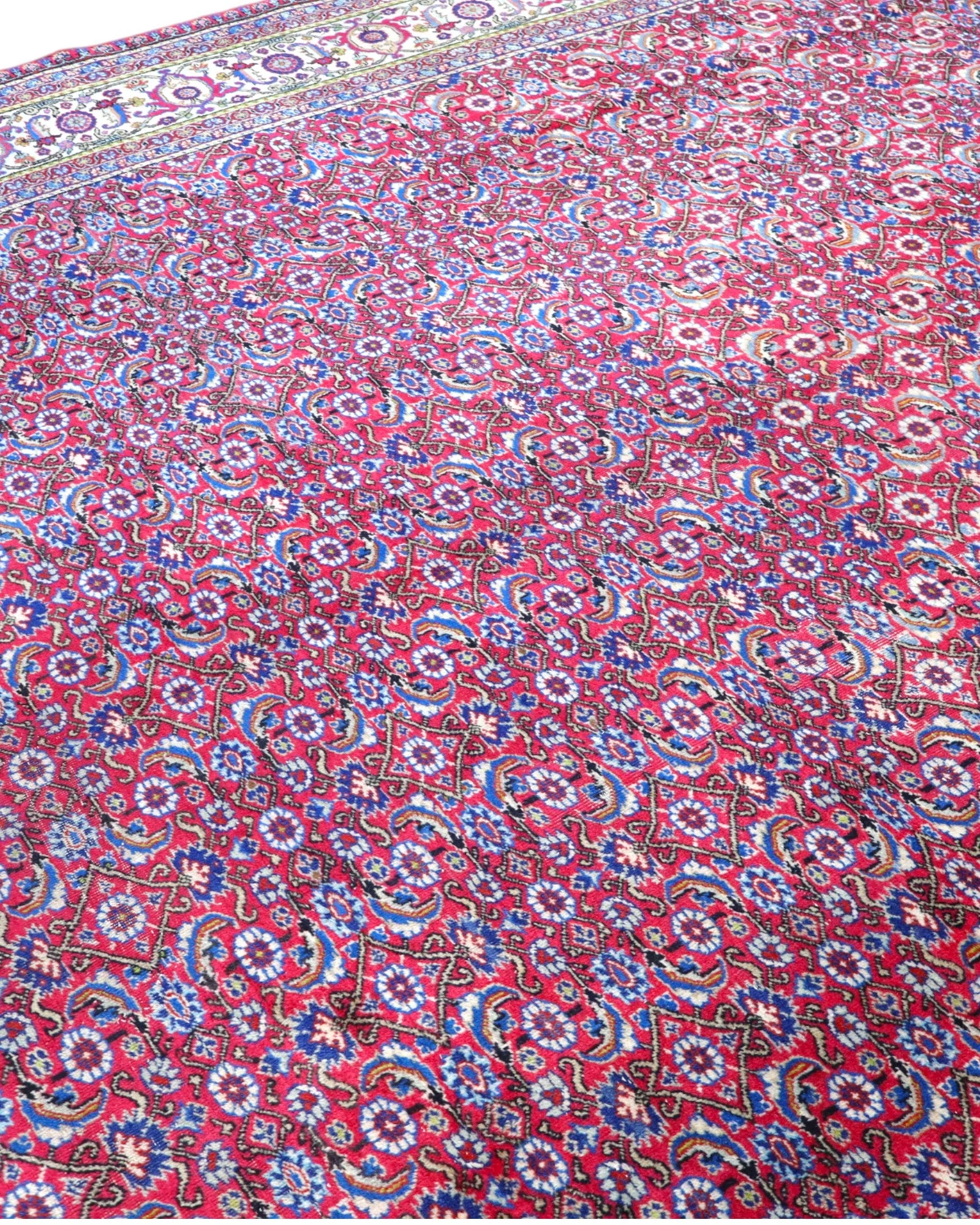 Turkish Rug 424 × 320 cm, Wool, hand-knotted