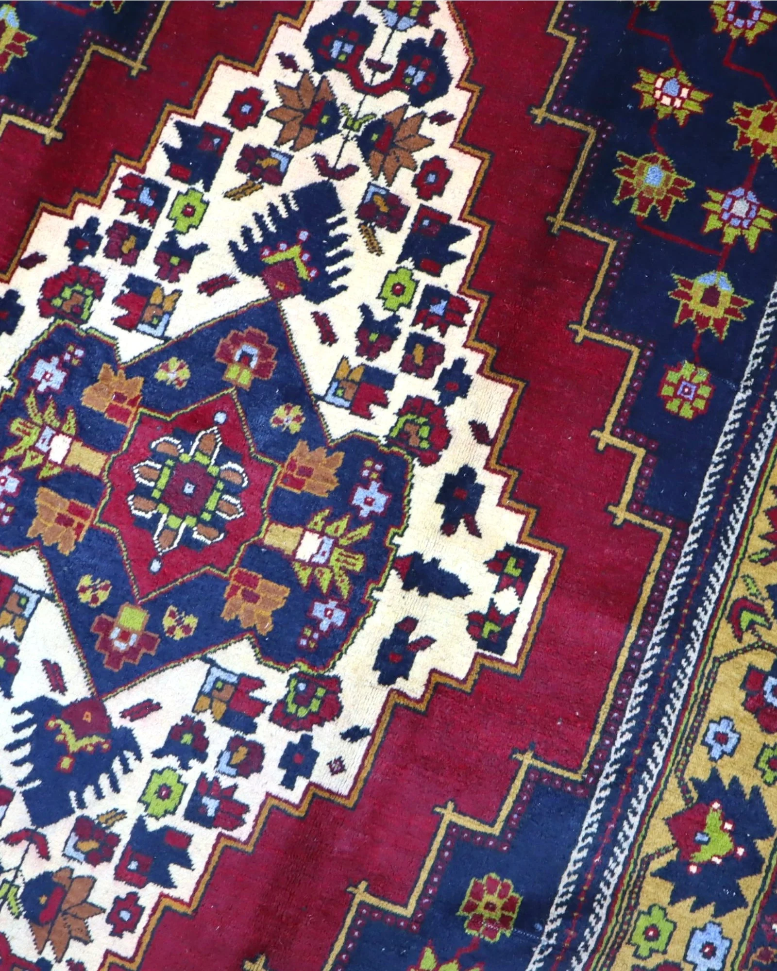 Hand-Knotted Wool Turkish Rug, 300 × 171 cm