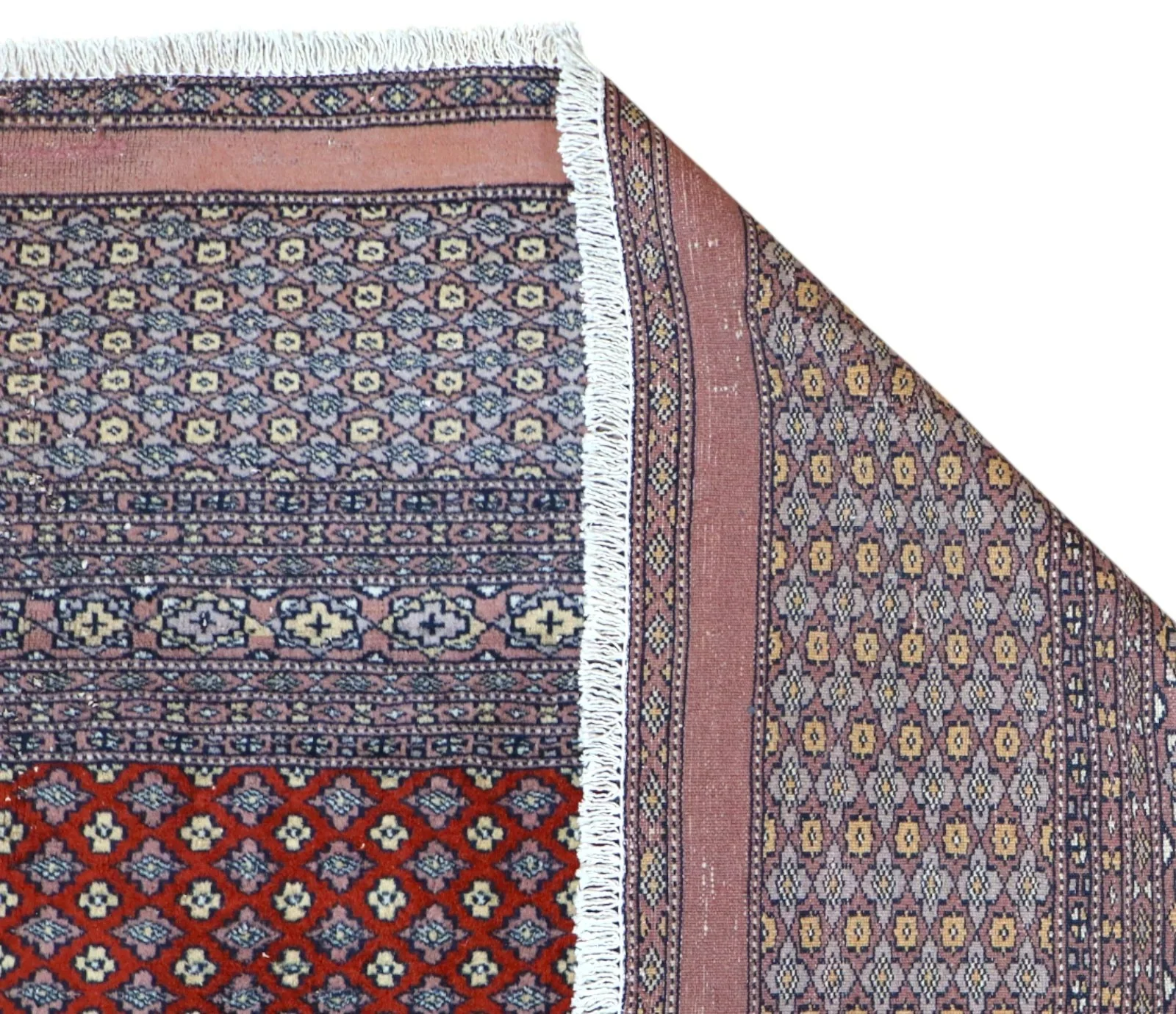 Hand-Knotted Wool Pakistani Rug, 276 × 188 cm