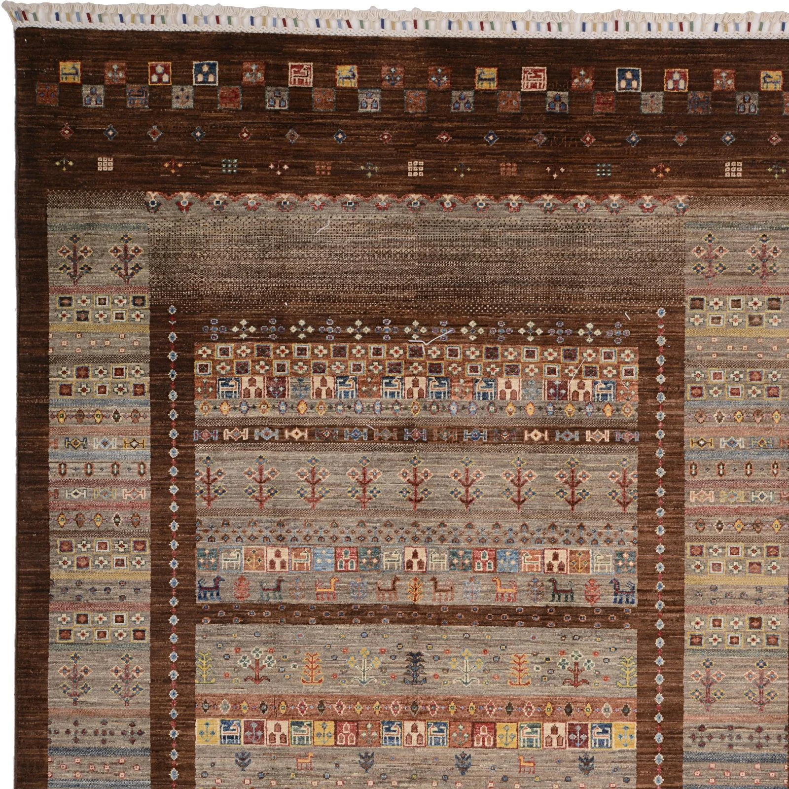 Hand-Knotted Wool Samarkand Pakistani Rug, 172 × 238 cm
