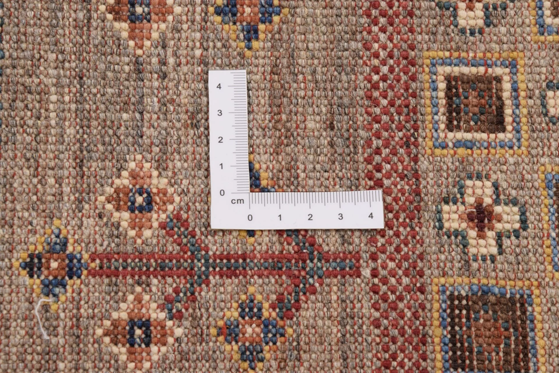 Hand-Knotted Wool Samarkand Pakistani Rug, 172 × 238 cm
