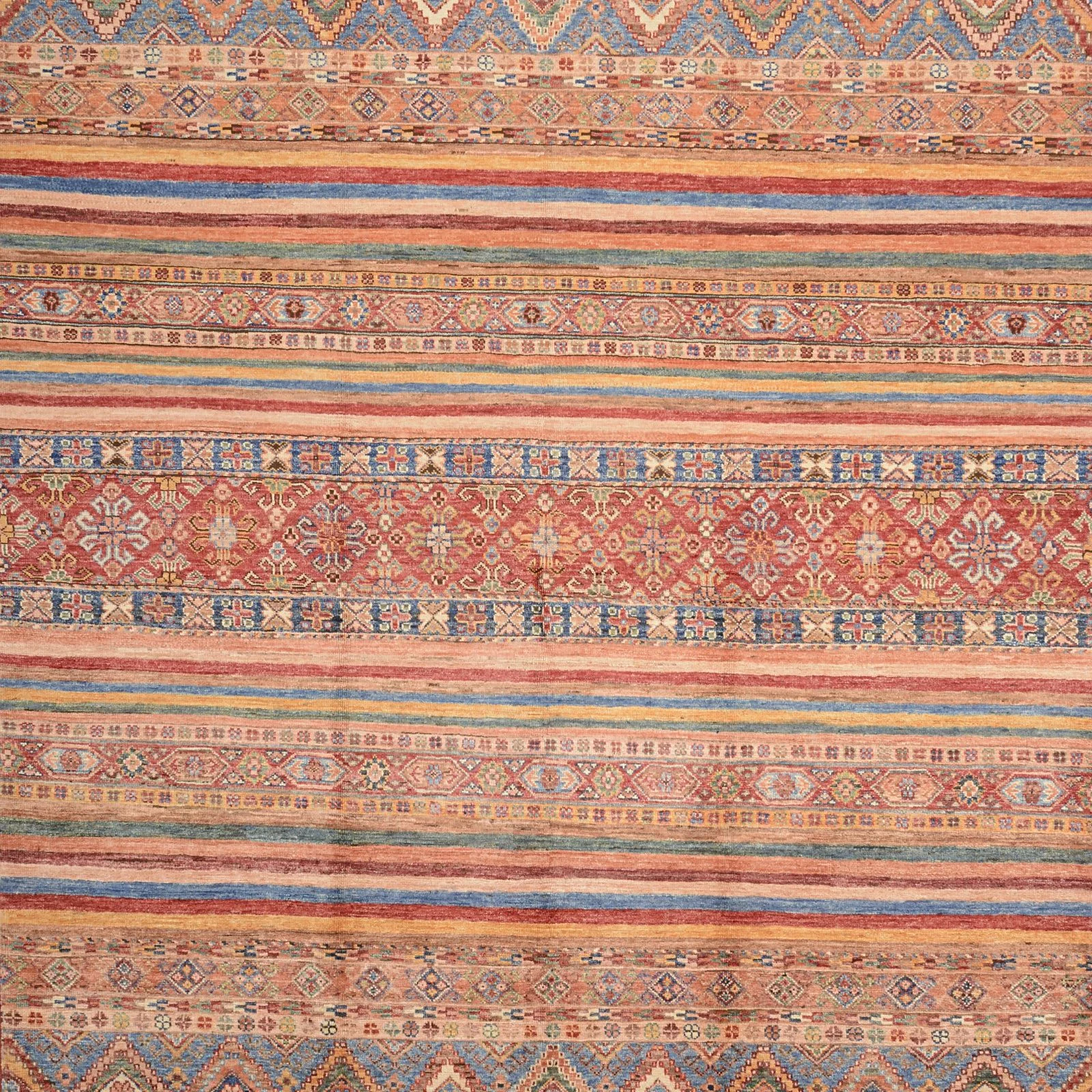 Hand-Knotted Wool Samarkand Pakistani Rug, 173 × 239 cm