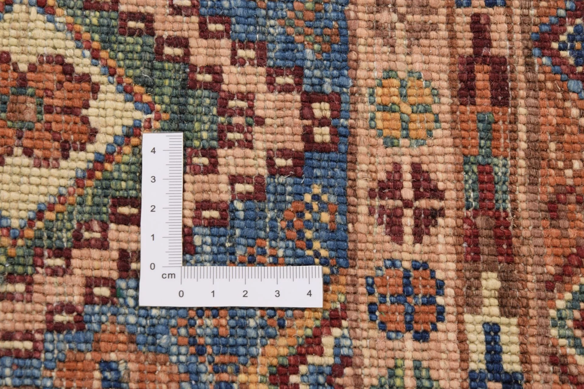 Hand-Knotted Wool Samarkand Pakistani Rug, 173 × 239 cm