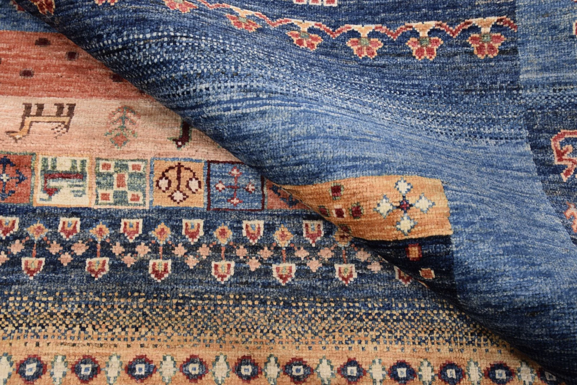 Hand-Knotted Wool Samarkand Pakistani Rug, 169 × 237 cm