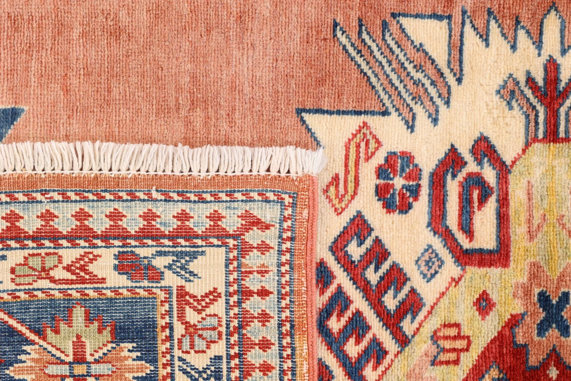 Pakistani Rug — hand-knotted, 126 × 186 cm, Wool