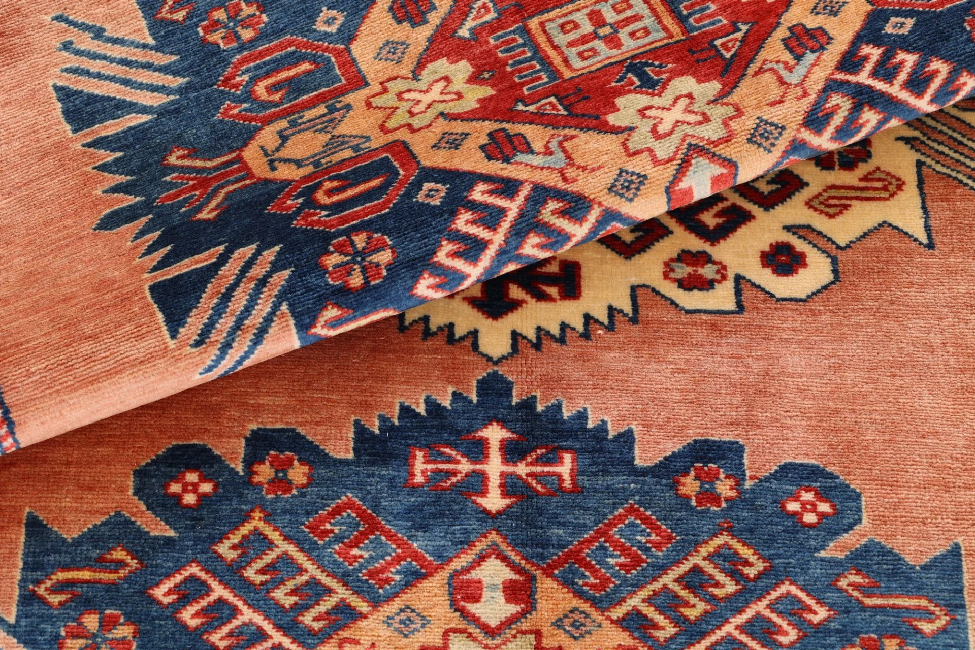 Pakistani Rug — hand-knotted, 126 × 186 cm, Wool