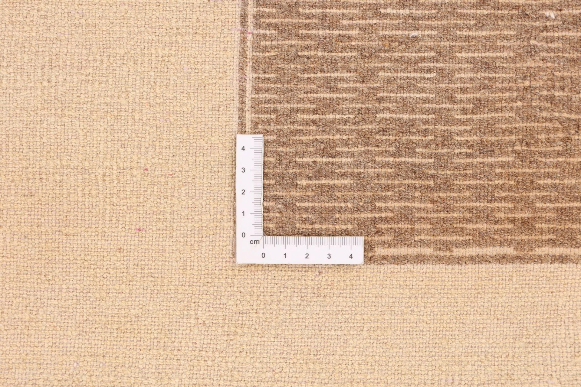Gabbeh Pakistani Rug — hand-knotted, 195 × 203 cm, Wool