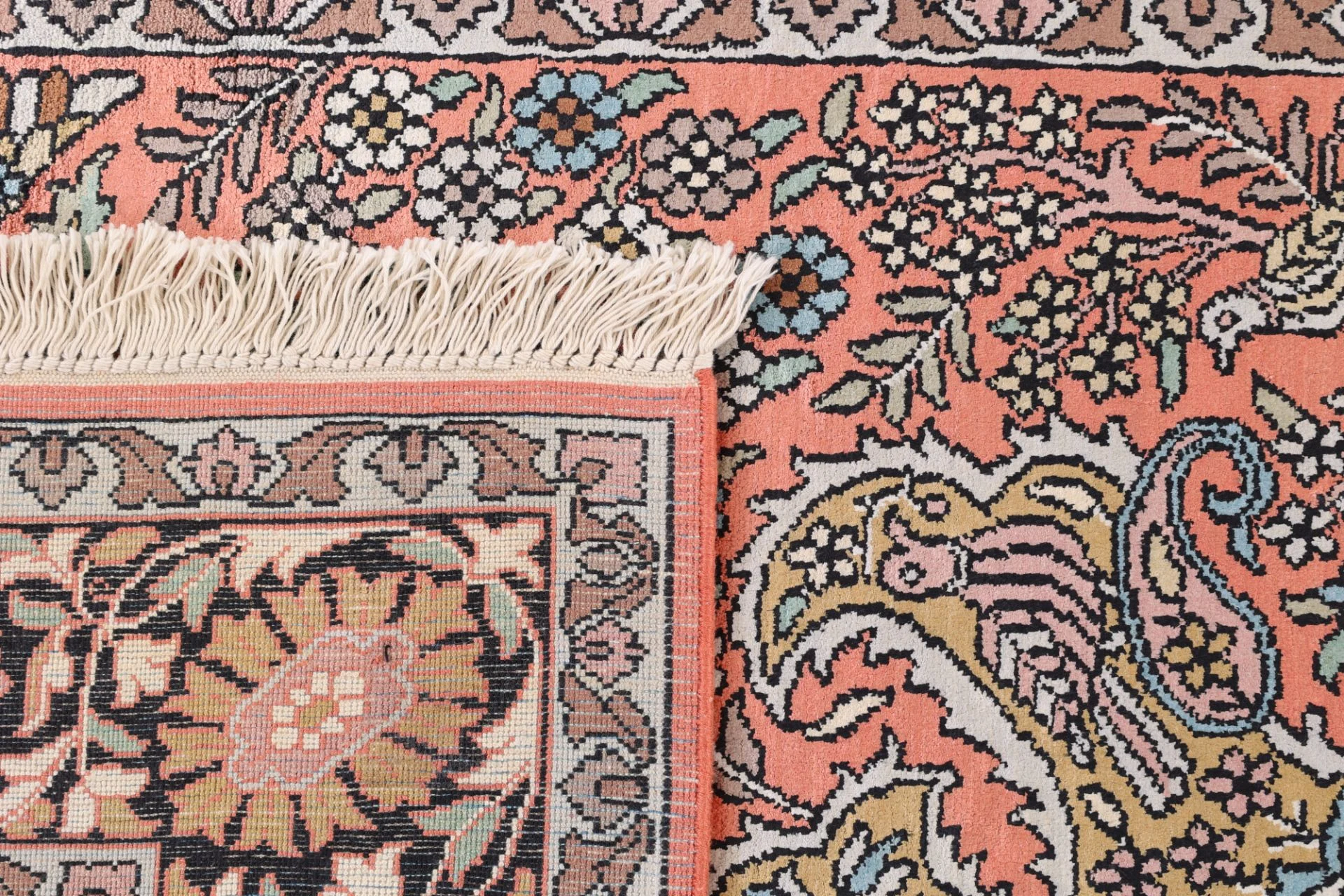 Hand-Knotted Wool Indian Rug, 182 × 123 cm